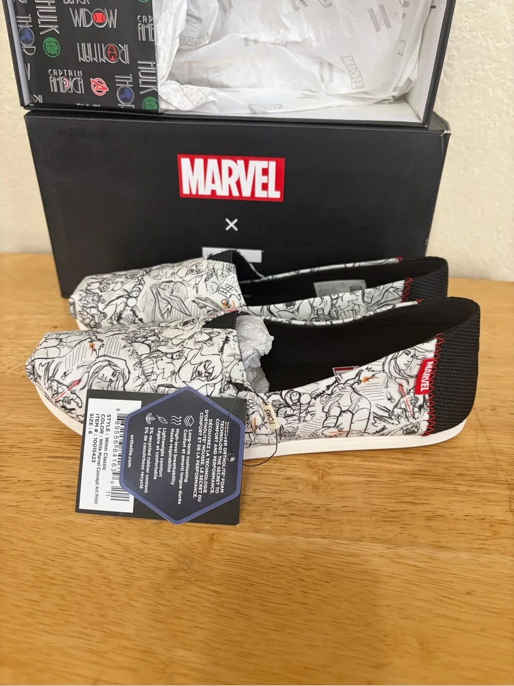 Toms x Marvel Women's Black & White Slip-On Marvel Concept Art Print Classic 6